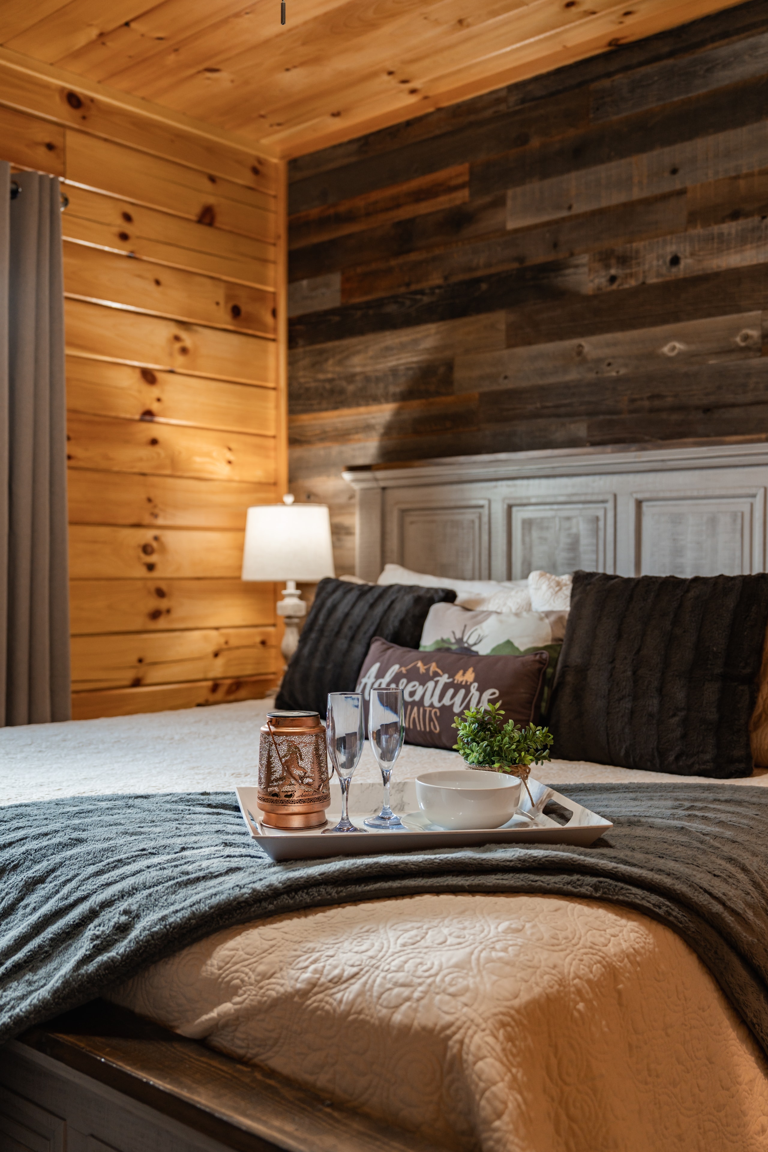 King bedroom suite at Sasquatch Splash Landing